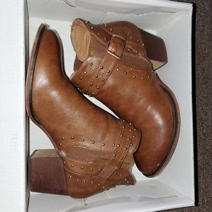 Olivia Miller Booties